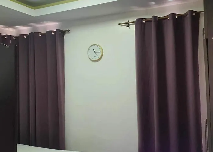 Apartahotel Birch Tower Condotel *